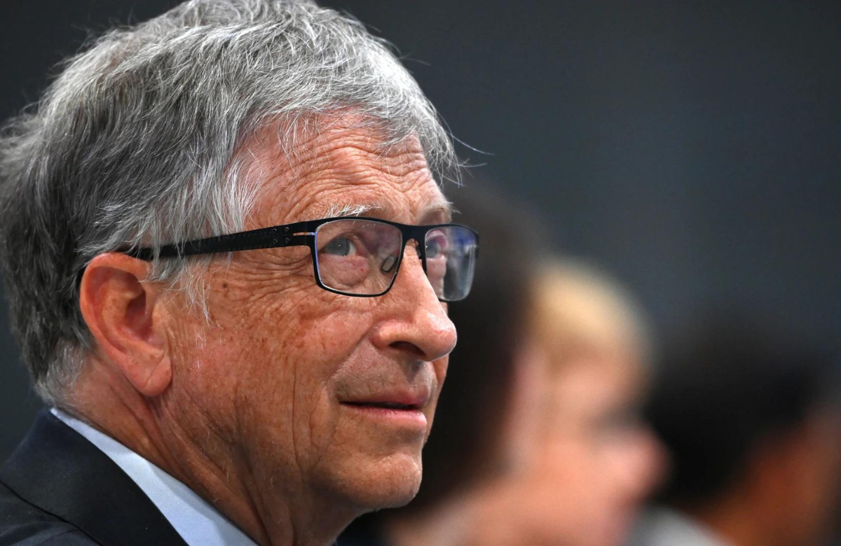 Bill Gates anunció los posibles empleos que la Inteligencia Artificial acabaría
