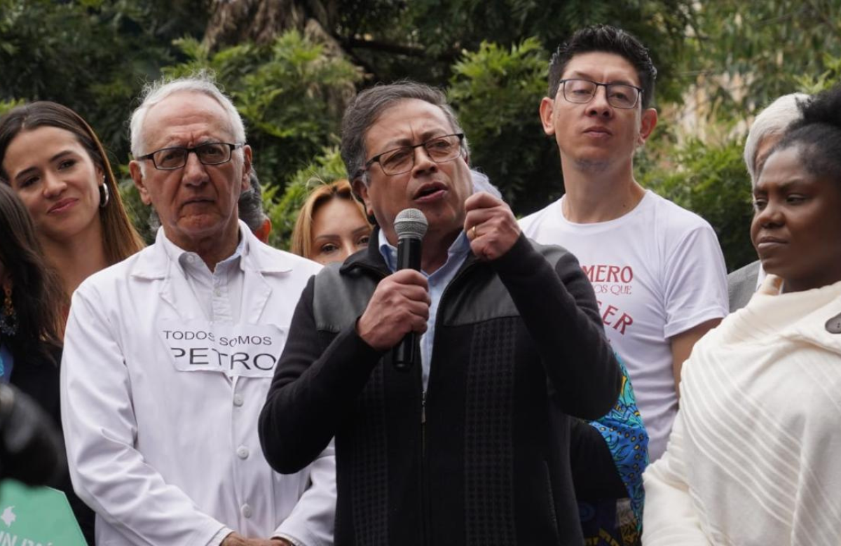 Gustavo Petro; “que no se atrevan romper con la democracia en Colombia” 