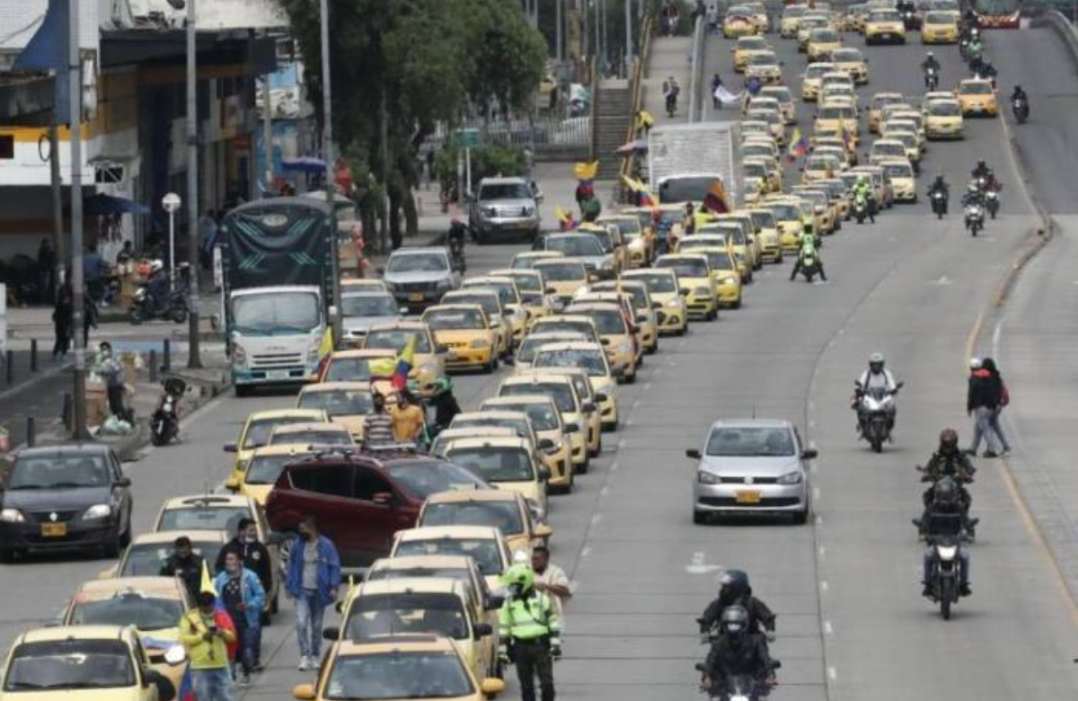 Gremio de taxistas a paro por incumplimientos del Gobierno