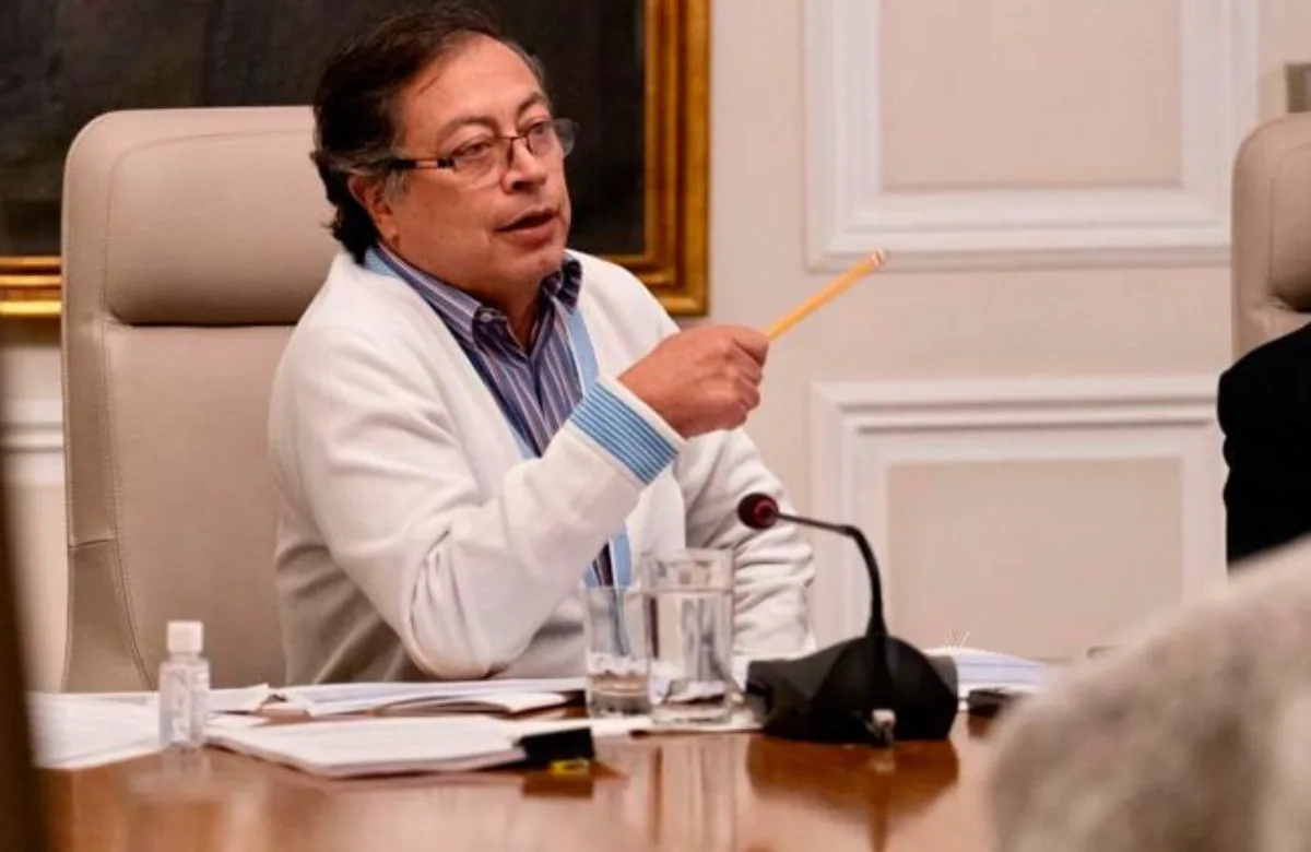 Gobierno Nacional convoca a congresistas a sesiones extras