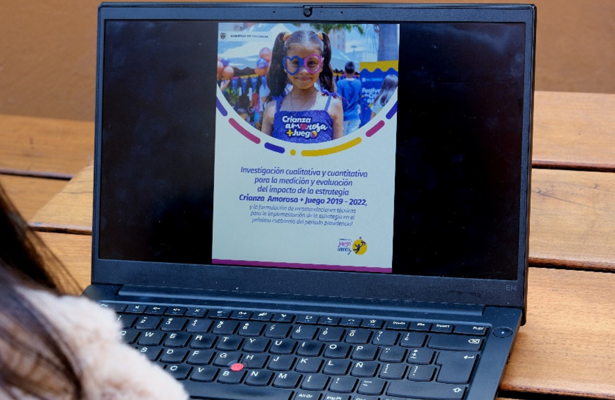 "Crianza Amorosa + Juego": una herramienta para transformar las prácticas de crianza en Colombia