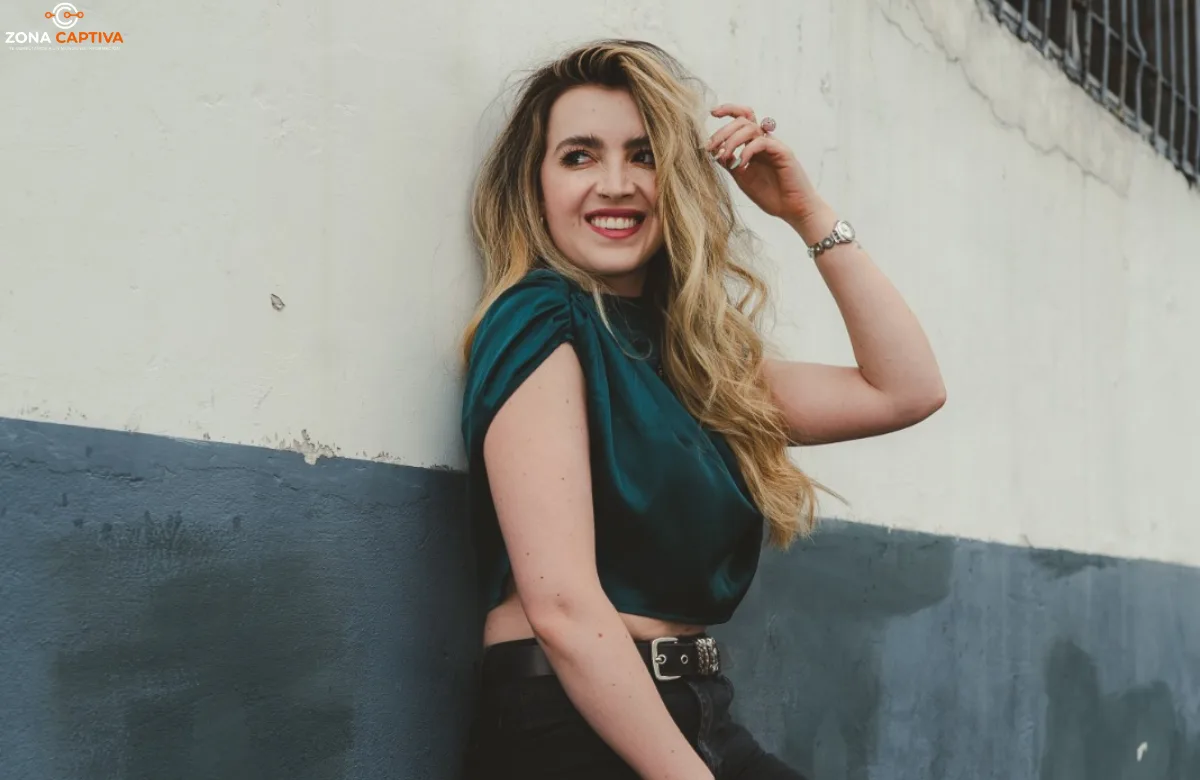 Tinna Rey revoluciona el pop colombiano con su primer EP "El Cancionero"