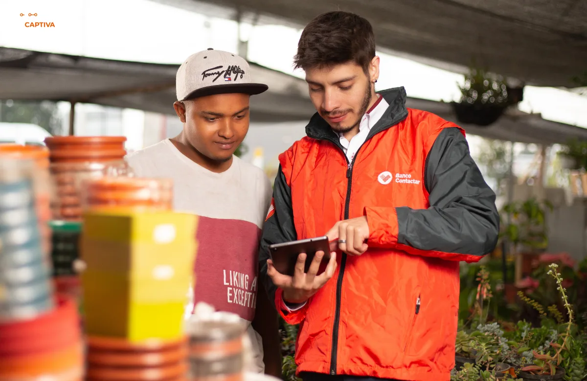 Banco Contactar lanza chatbot educativo por WhatsApp para fortalecer la inclusión financiera en Colombia