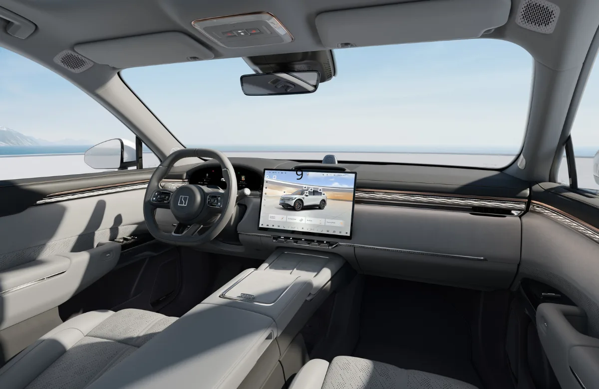 El de máquina a plataforma el automóvil se convierte en el gadget más sofisticado