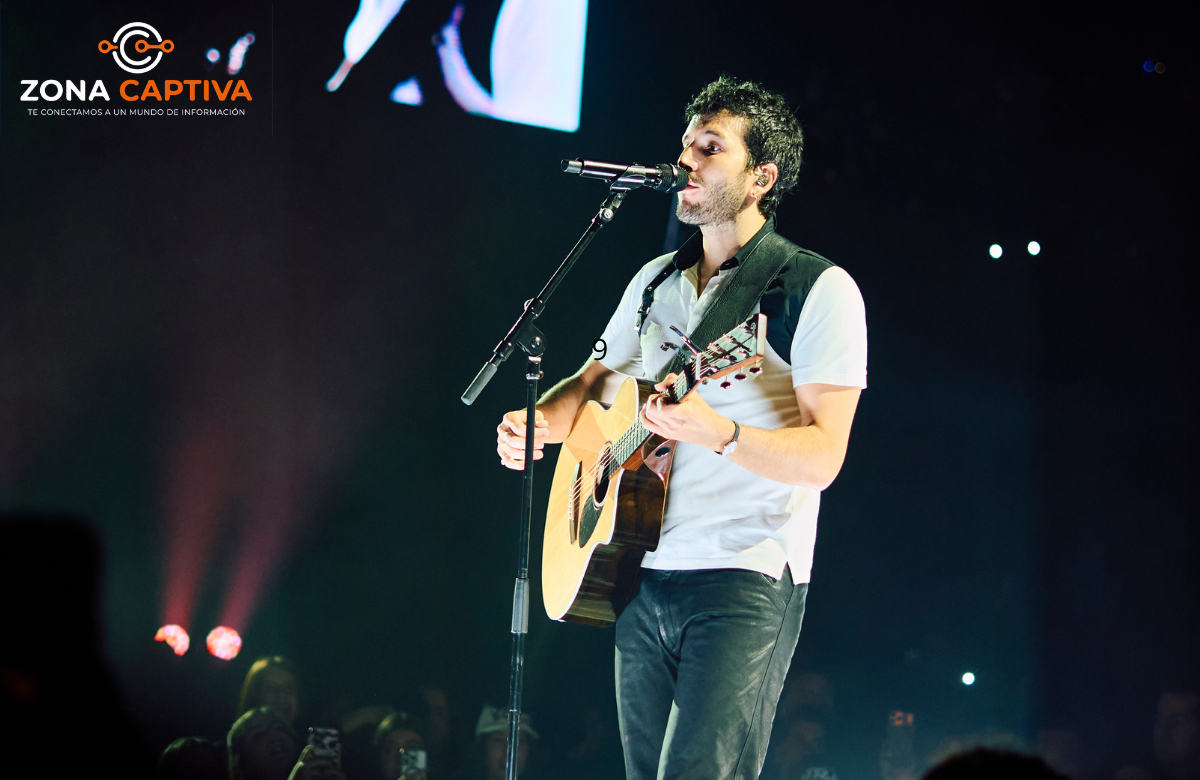 Sebastián Yatra llenó el Movistar Arena de Bogotá con su gira ‘Entre tanta gente tour’