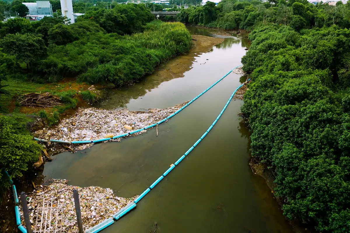 Kia apoya iniciativa para reducir el plástico en ríos de Panamá junto a The Ocean Cleanup